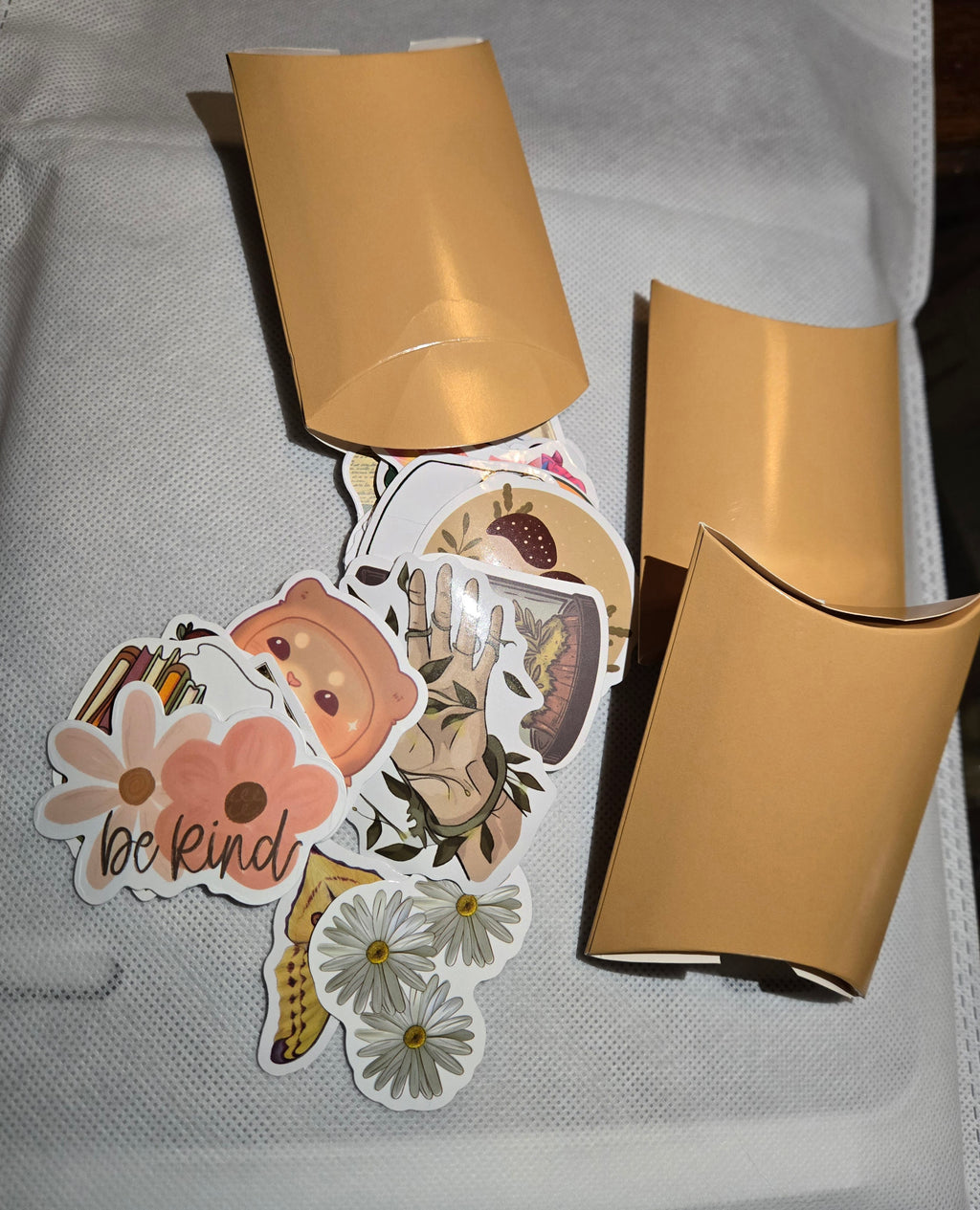 25Pcs Mystery Sticker Pack