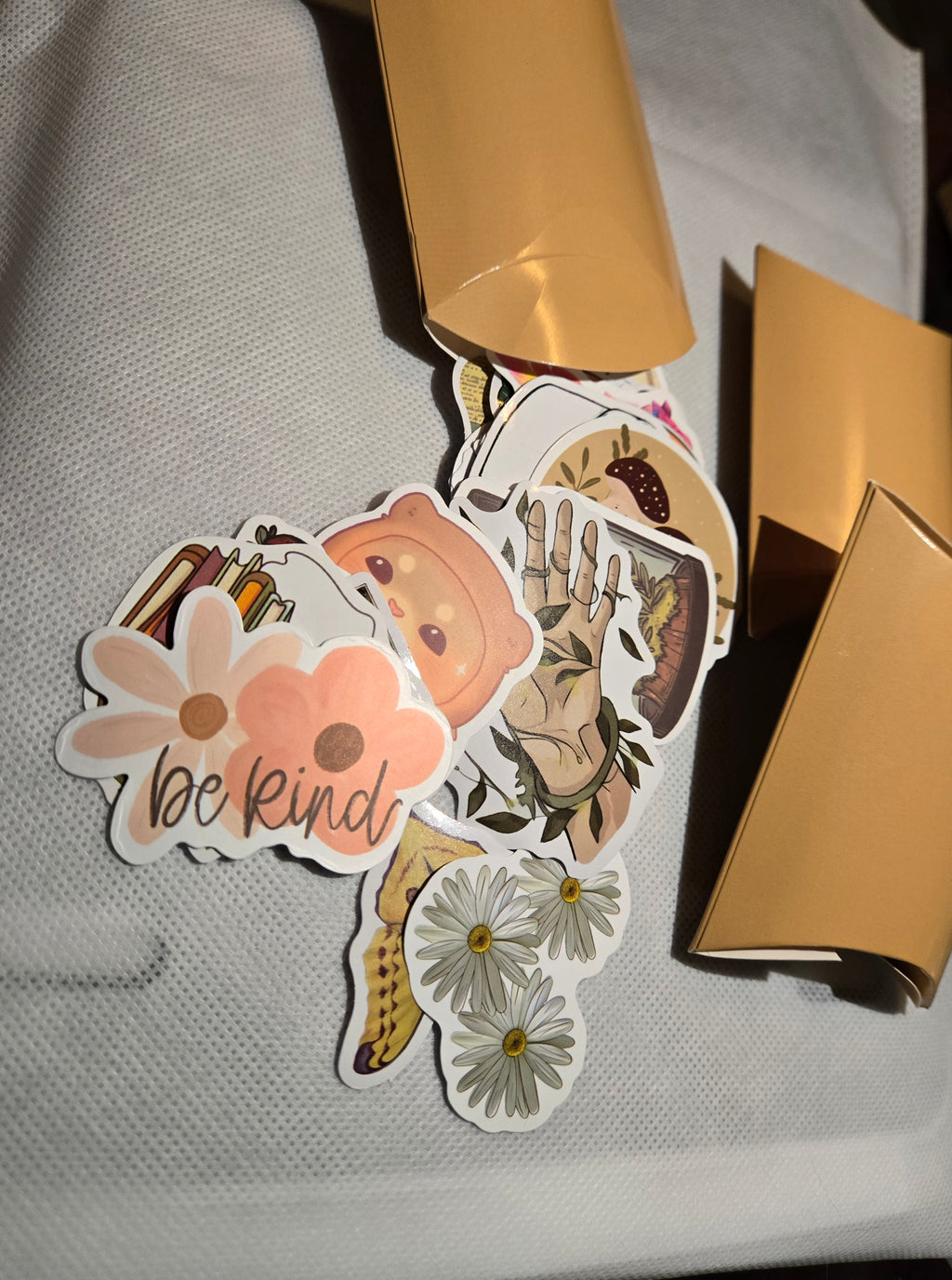 25Pcs Mystery Sticker Pack